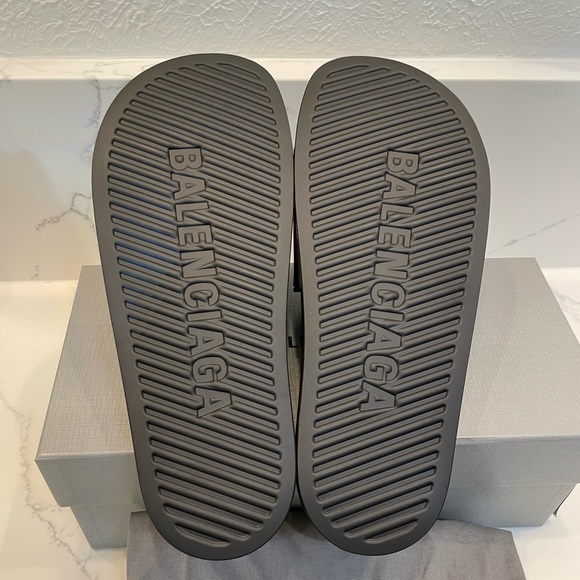 Balenciaga Mens Logo Rubber Pool Slides 42/9 - Picture 3 of 12